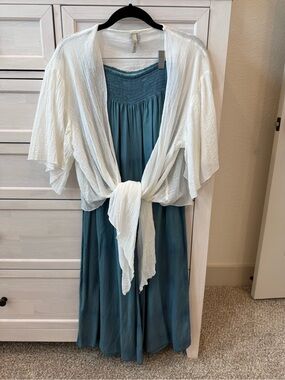 Elan Lightweight White Tie-Front Cover-Up with Teal pants Size S